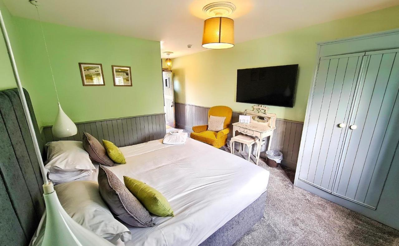 Hotel Blazing Donkey Countryside Retreat Sandwich Exterior foto